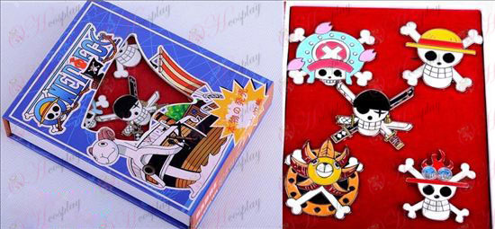 One Piece Accessories section brooch set five years after